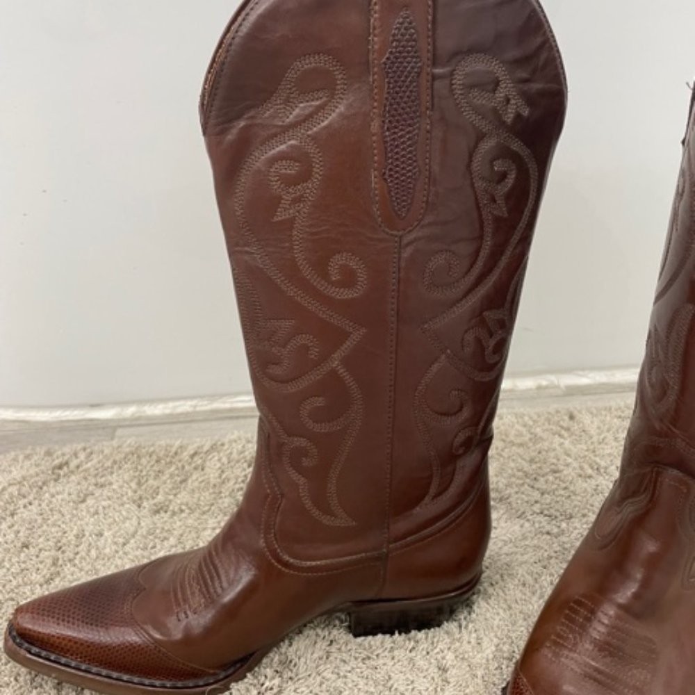 **NEW***  Size 7M Womens NINE WEST LEATHER COWBOY BOOTS